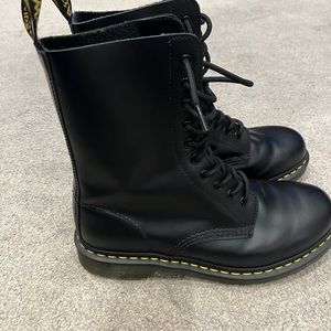 Dr. Martens Air Wair   Brand new womens size 8m